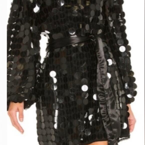 Lovers + Friends Dresses & Skirts - Lovers + Friends Black Sequin Long Sleeve Dress